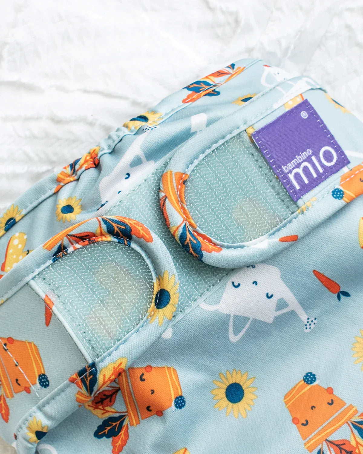 Mio Solo Save 20% Bambino Mio's award winning all in one resuable cloth  nappy at a great price.